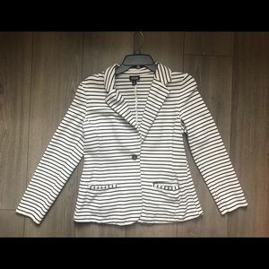 a.n.a White Blazer with Black stripes